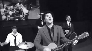 Here is a little video i did back in 1935 .. Donegal Gangsta' Trippin' !! #OldSkool | Rory and the island