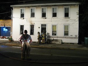 Small Fire Breaks Out in Vacant Downtown Building