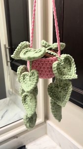 537K views · 18K reactions | Crochet a string of heart hanging pot with me :) #crochet #plant #hangingplant #diy #handmade #crochetideas #pink #pothos #crochetpatterns #stringofhearts #crochetaddict #crocheters #monstera #montera #hangingplants #hangingpot #plant #cactus #succulent | Crochet Creator | Facebook