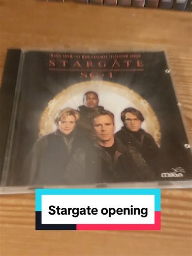 Joel Goldsmith, stargate, sg1, cd, music, ost, original soundtrack, 1990s, 90s. souvenir, nostalgie, musique de film, serie. SGC, Goa'uld, hammond, teal'c, jaffa, jack o'neill. generique, opening. #cd #ost #stargate #sg1 #opening
