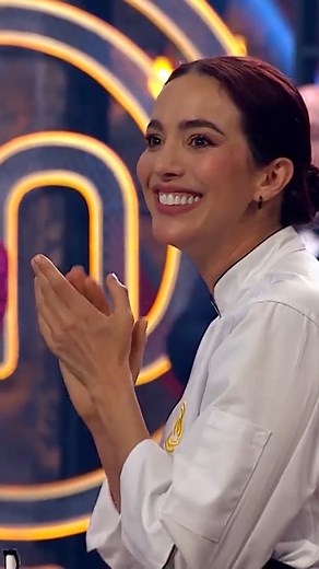 Violeta contó que sus hijos no pudieron estar con ella en la final porque aún son muy pequeños 👶💛. Explicó que la distraerían mucho y necesitaba toda su concentración para este momento decisivo. #MasterChefCelebrity #MasterChefCelebrityColombia | MasterChef Colombia