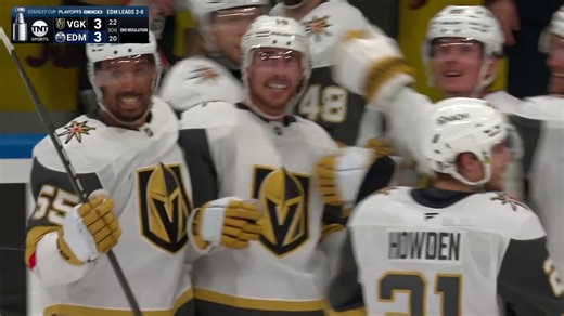 A BUZZER BEATER OF ALL BUZZER BEATERS 🤯 REILLY SMITH WINS IT FOR VEGAS WITH 0.4 SECONDS LEFT IN REGULATION!!! #StanleyCup | NHL