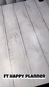 To celebrate National Book Lovers day, I want to share how I incorporate books & reading into my planners. The most fun & functional method was creating a franken-reading journal by using both a horizontal planner and the Happy Planner Reading Guided Journal! 📚 The weekly planner is used to track the books I read daily, while also providing room for photos, journaling, & book ratings. Cozy Reading is my current favorite reading themed stickerbook. The Happy Planner Reading Guided Journal has a 