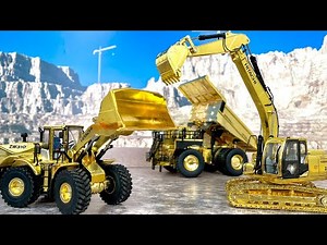 Super rare gold! Miniature working vehicles! Hitachi Construction Machinery excavators, dump truc...