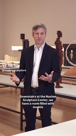 Witness the journey of an idea 💭 Downstairs at the Nasher, a collection of 100 sketchbooks and 60 models highlight Antony Gormley’s artistic practice from the first spark of an idea jotted down in his workbook to the numerous major public projects that have been realized over the years. On view through January 4, 2026.