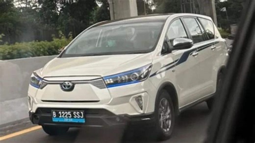 Toyota testing Innova EV? Spy shots reveal first look