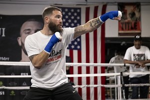 Saunders: "Alvarez can be beaten, Plant has everything to do it"