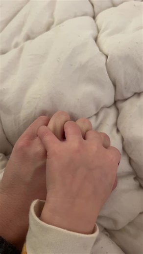 Hailey Rose Gray 🖤 (@haileyyyrose)’s videos with الصوت الأصلي - رجَــــوٌجـہᥫ᭡𐙚