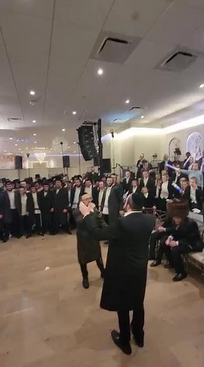 Lipa Schmeltzer, Ari Samet 🎤