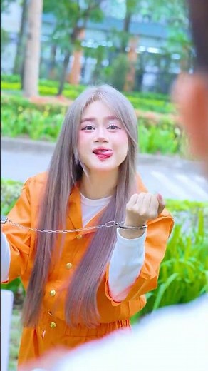 Catch Me, Cuff Me… Lose Me! 🏃‍♂️🔗 #lilymeow #lilymiumiu #couplegoals #schoolcrush #schooldrama