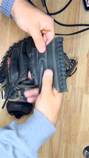 STIX BASEBALL on Instagram: "How to lace catchers mitt web. Un-narrated follow along video. #howto #lace #catcher #mitt #video #help #baseball #gloves #repair"