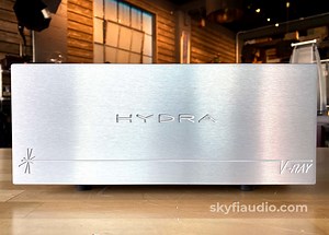 Shunyata Hydra V-Ray Power Conditioner