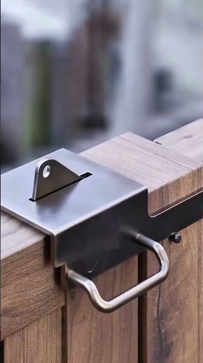 This is the mechanism of the locking mechanism of a door hinge that you often encounter #satisfying