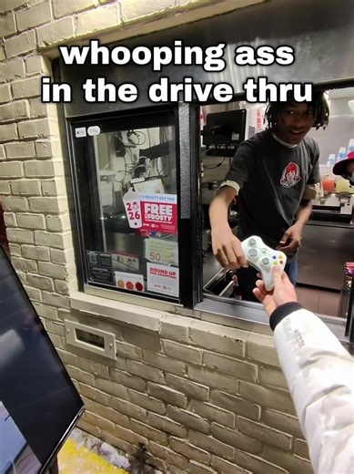 porterdub (@porterdubs)’s video of Drive Thru