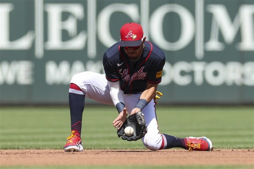 Atlanta Braves' Mauricio Dubon Silencing Shortstop Questions at Spring Training