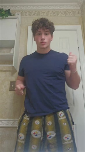 LivingLikeJerry on Instagram: "Sit and vibe for a second"