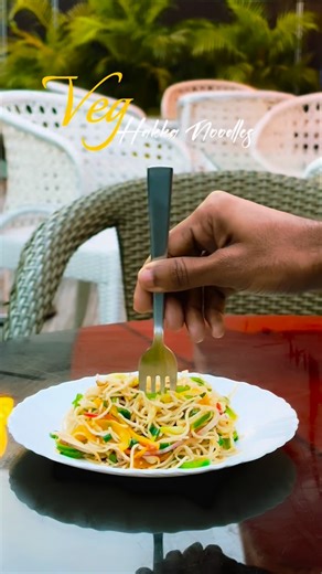 O2 Rooftop Restaurant and lounge on Instagram: "O2 Rooftop Restaurant ke Veg Hakka Noodles 😍 Perfectly tossed veggies, smoky Chinese flavour aur har bite me full satisfaction 🤍 Aaj hi aaiye aur rooftop vibes ke saath taste ka maza lijiye 🌆🍽️ #VegHakkaNoodles #O2RooftopRestaurant #ChineseFoodLovers #VegFoodies #PrayagrajFood FoodiePrayagraj RooftopDining NoodlesLove DesiChinese FoodReels YummyBites EatRepeat 😋"