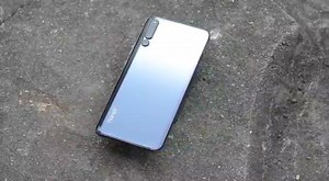 VOICI ENCORE UN BIJOUX DE HUAWEÏ .SVP PARTAGER ET ABONNEZ VOUS | HAUT 2 GAMME