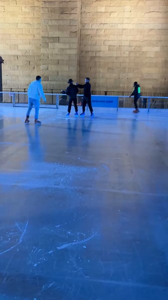 Mastering the Back Scratch Spin in Figure Skating