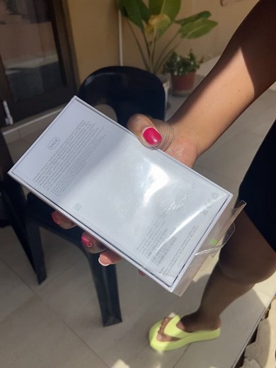 Unsealing IPhone X (64GB) @P4500💃Get yourself a brand new iPhone from Phone JET💃Each phone comes with a free screen protector and pouch!Whatsapp/call📞 267 77660052 #iphone#smallbusiness#🇧🇼tiktok🇿🇦tiktok