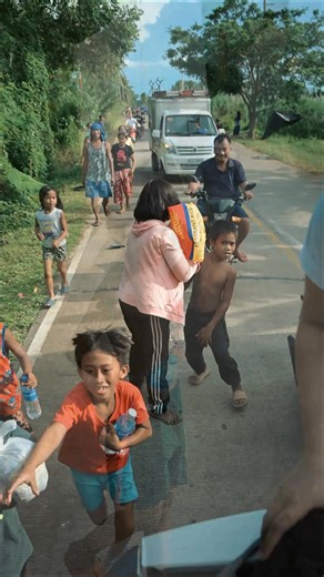 1.7K reactions · 93 shares | #BangonCebu  We are one with you. 懶...