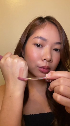 Romand Glasting Color Gloss in 05 Dim Mauve Review
