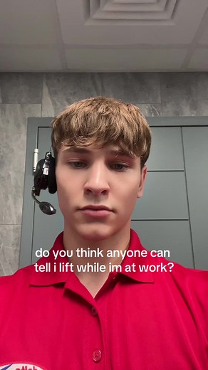 luke (@itslukebarron)’s videos with Love you guys - 𝖃𝖆𝖓