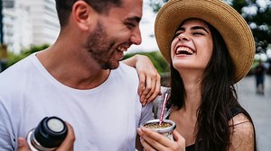 The Body Language of Attraction: Signs to Watch