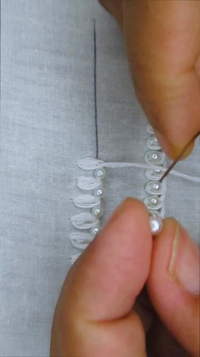 hand embroidery #embroidery #beginnersstitch #knitting #freeembroiderypattern #handembroidery | Sewing Circle