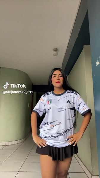 Videos de . (@alejandra12_211) con “AyMami - Danny Ocean & Kenia Os”