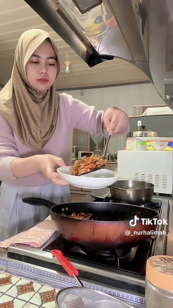 Cara Pergi ke Dokter: Sendiri atau Dihantar Majikan?