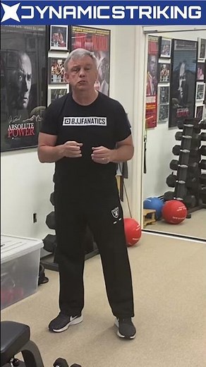 How to Throw "Change Up" Punch - Teddy Atlas Shows Rocky Marciano Technique | The Fight Tactics