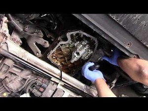 Audi A5 (8T3) 2.0 TFSI CDNC engine Oil Pump Removal