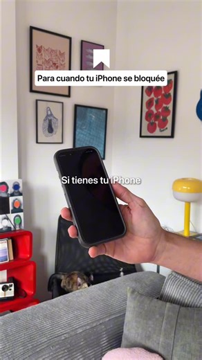 Oliver | UGC España 💿 on Instagram: "Qué hacer cuando tienes tu iPhone completamente bloqueado. Aquí te doy las indicaciones para desbloquearlo en menos de un minuto y poder usarlo de nuevo. Esto no vale para iPhone bloqueado con icloud, solo si se quedó pillado y no funciona #iphone #icloud #apple Como desbloquear iphone, cómo desbloquear apple, iphone bloqueado, iphone no funciona, que hacer cuando iphone no se enciende"