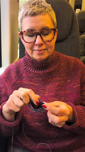 Momentous day in Sitting Knitting land - younger son has FINALLY requested socks. Actually buckled under the weight of my years of nagging may be slightly more accurate but, nonetheless, I'm a happy mumsie and making a start on the train to London🎉🧦🎉 https://sittingknitting.com/product/sitting-knitting-beginners-sock-knitting-kit/ https://sittingknitting.com/product/sitting-knitting-beginners-toe-up-sock-knitting-kit-dk/ #localbusiness #localyarnshop #GameOfWool #knitting #knittersofinstagram