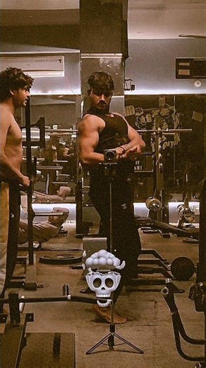 Side chest pose 💀🔥⚡ #viral #new #shortsviral #youtube #13million 🔥 #feedshorts #armwrestling 👊💀