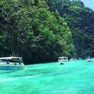 This is Paradise! 💙💚💦😍😱 Ko Phi Phi Le, Thailand 🇹🇭 🎥 @kate777_b | I Want to Travel the Whole World