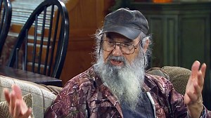 There are more memories to be made. #DuckDynasty returns for new episodes Wednesday, March 1st. | Duck Dynasty