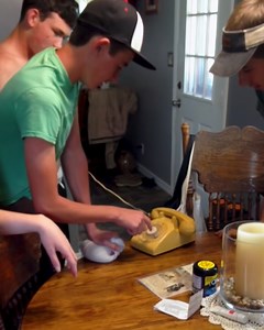 35K views · 175 reactions | Gen Z doesn't know how to use old rotary phone!藍 | MetDaan Fashion | Facebook