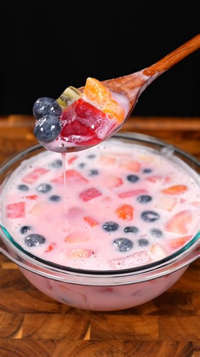 390K views · 4.6K reactions | Ultimate Mixed Fruit Punch | Korean-Style Drink 磻 | Yum Yum | Facebook