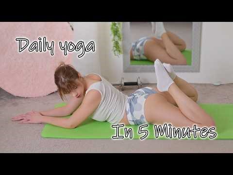 5 minutes of Daily Yoga Routine - Feel refreshed and START your day with good vibes!