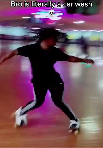 Man became a car wash for a sec #fyp #carwash #foryou #lol #lmao #funny