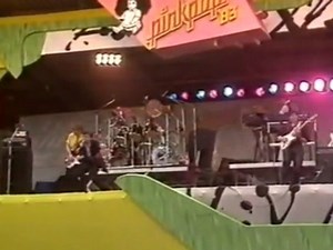 Jim Kerr Interview & Glittering Prize Pinkpop Festival 1983