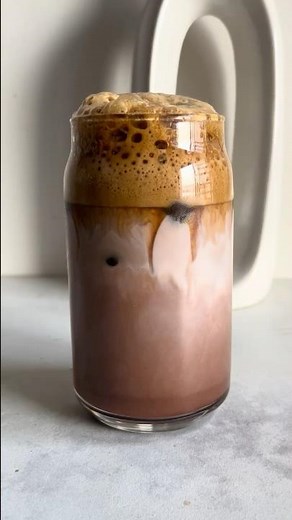 Hot Chocolate Iced Coffee ☕🍫 Creamy Café Style Cold Coffee | Viral Chocolate Coffee Recipe #asmr