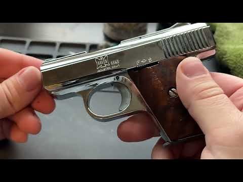 Reviewing My Grandfathers Raven Arms P-25!