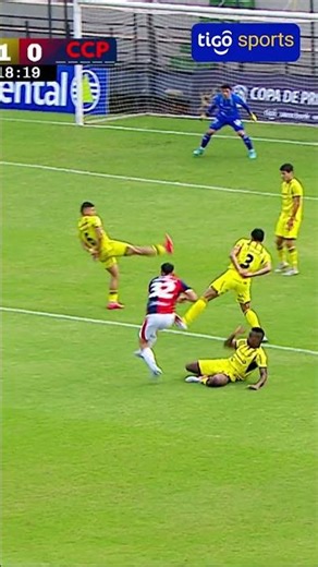 ⚽️ IT'S ALL EQUAL! Soñora, from the penalty spot, levels the score between Cerro Porteño and Barc...