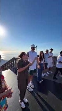 Juliette enjoys Rio de Janeiro and visits Christ the Redeemer with her fiancé and family: gratitude.