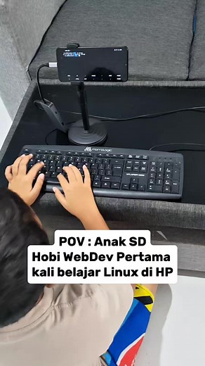 Aku masih anak SD, tapi hari ini aku mau belajar Linux. Pelan-pelan aku belajar, karena suatu hari aku ingin bisa menjaga dan melindungi sistem dengan ilmu yang aku pelajari. Terima kasih untuk semua kakak-kakak di internet yang sudah kasih dukungan dan semangat. Komentar baik kalian bikin aku berani terus belajar 🔥🔥 #ibracoding #coding #linux #fyp #smkbisa