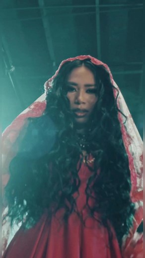 have y’all seen my new music video? stream & watch “Baddie” ❤️‍🔥😘 #baddie #jessicasanchez #fyp