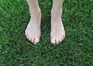 What is Grounding & Earthing | Urban Hippee